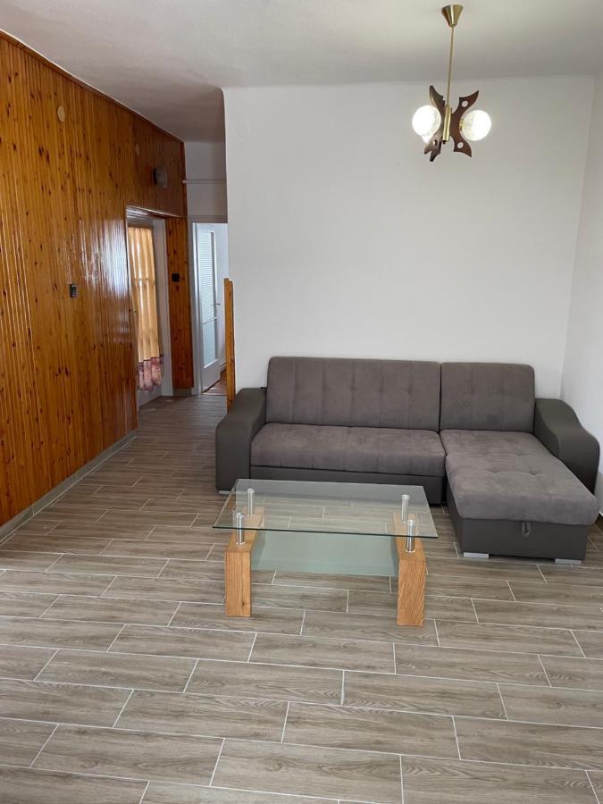 Pingvin Cukrászda Apartman Balatonmáriafürdő Esterno foto
